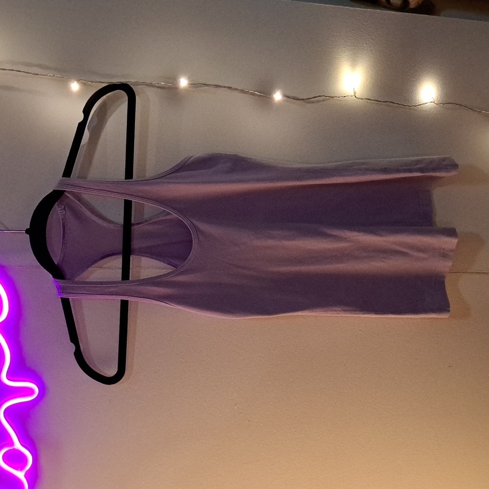 *Sold* Lululemon Light Purple Yoga Top P2P 15"